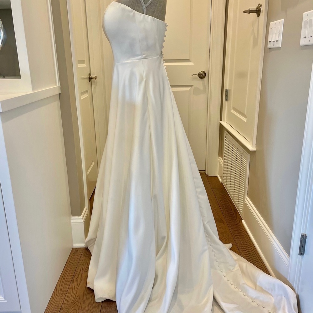 ๐๐๐STELLA YORK Ivory Wedding Dress with Detachable Sleeves Altered to Sz 2 - Picture 9 of 14